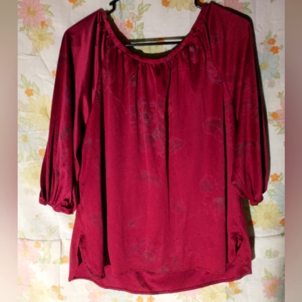 Ladies Medium Maroon Blouse